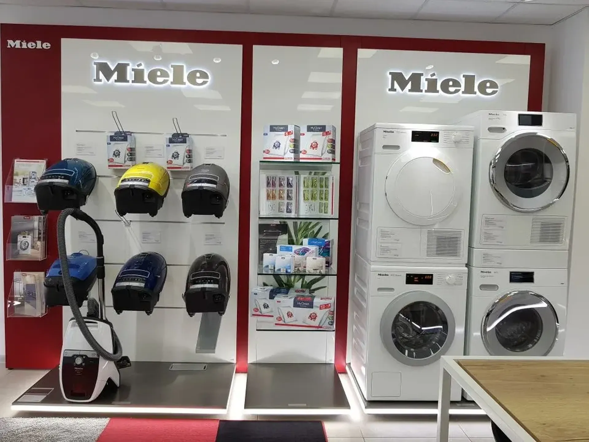 Миля техника. Магазин Miele. Бытовая техника Miele. Miele Липецк. Мили магазин техники.